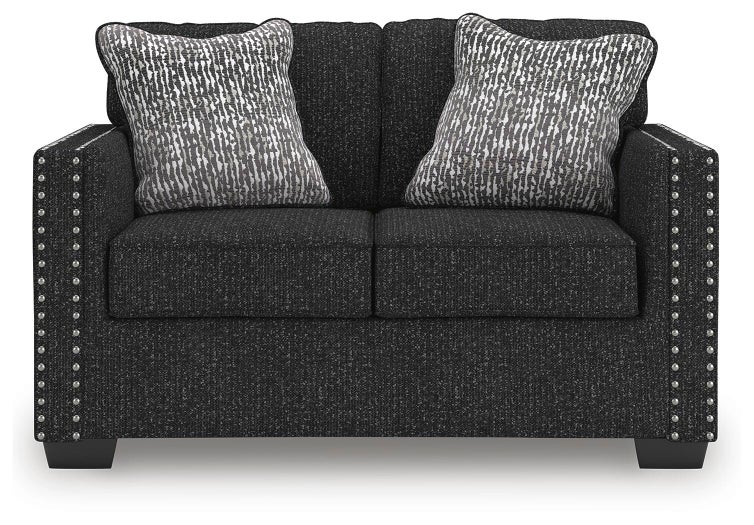 Jasmine Peaks Loveseat