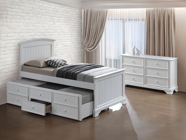 Fanton Dresser