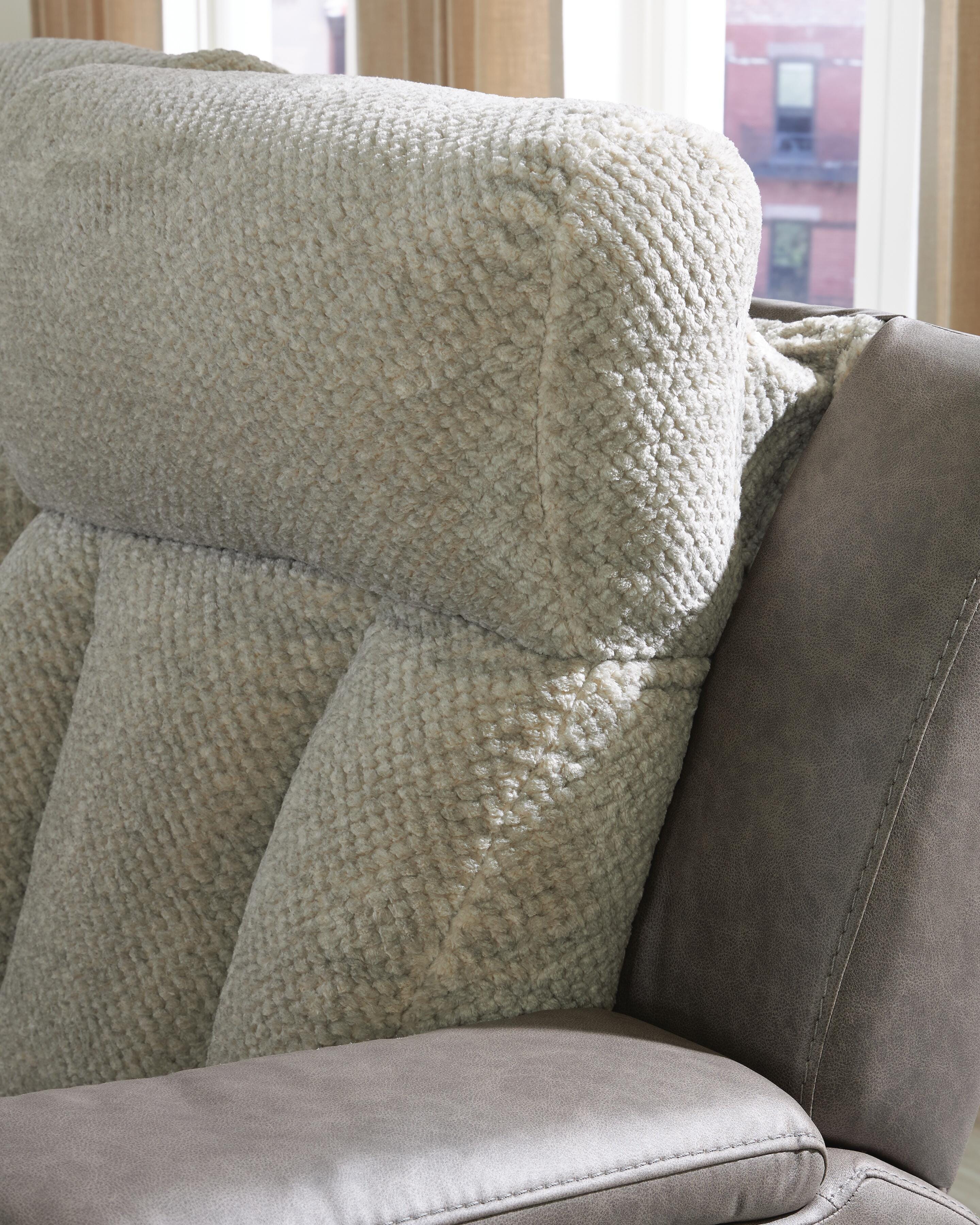 WhipLash Living Room Set